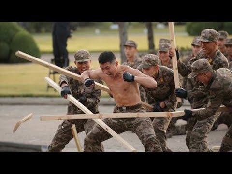 북한군 <strong>특수부대</strong> 차력쇼!  맨몸으로 철근 구부리기 등  북한군의 살벌한 무술시범 <strong>영상</strong>