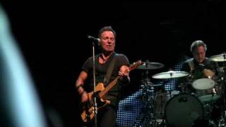 HD - Born in the USA - Bruce Springsteen - Udine 2009 chords