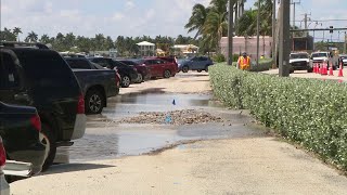 Water line break in Hollywood causing flooding issues