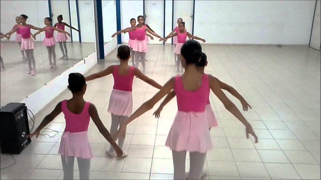 BRINCADEIRA DE CRIANÇA