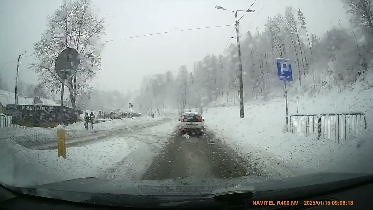 Wisła 15 01 2025 r   W śniegu