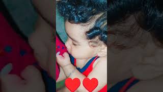 meri sona pakar kar soti hai 🥰 #cutebaby #shortvideo #cute