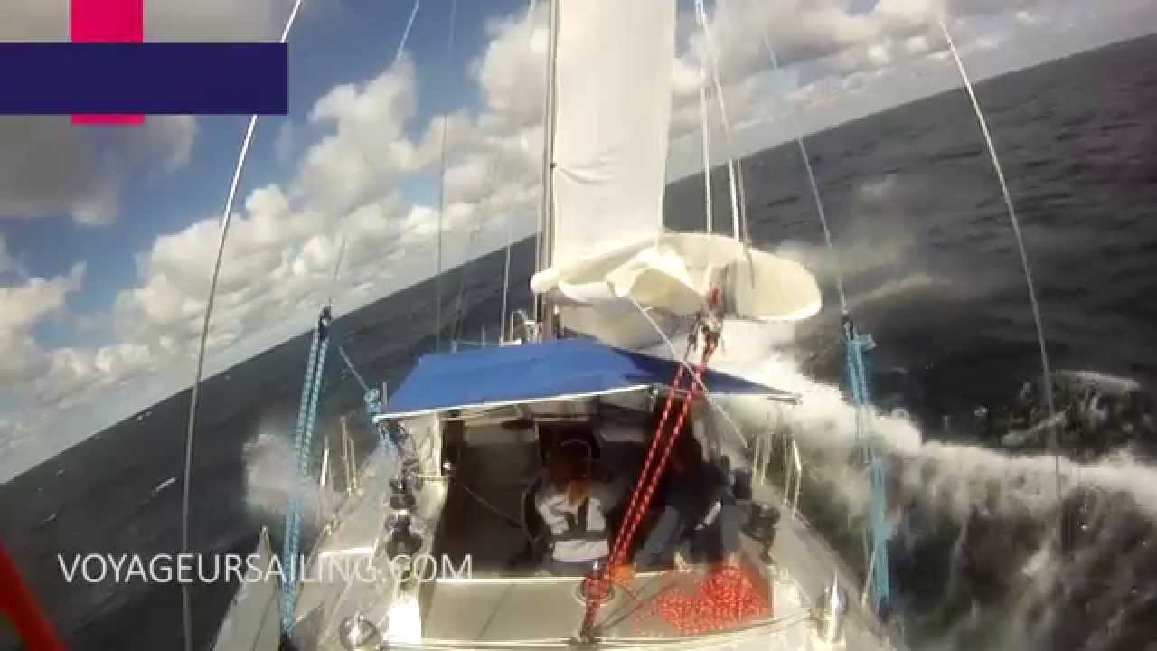 Learn to Sail with Voyageur Sailing