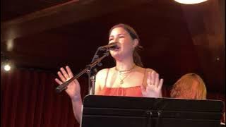 Download lagu Sarah Isen Final Cut INTO THE BLUE Party Release