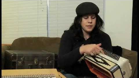 How to Set the Bass Side in an Accordion