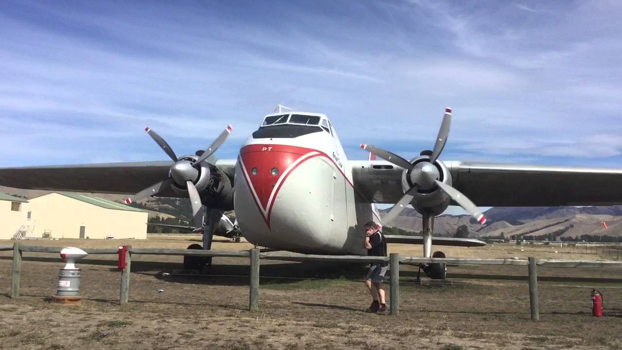 Bristol Freighter engine run - YouTube