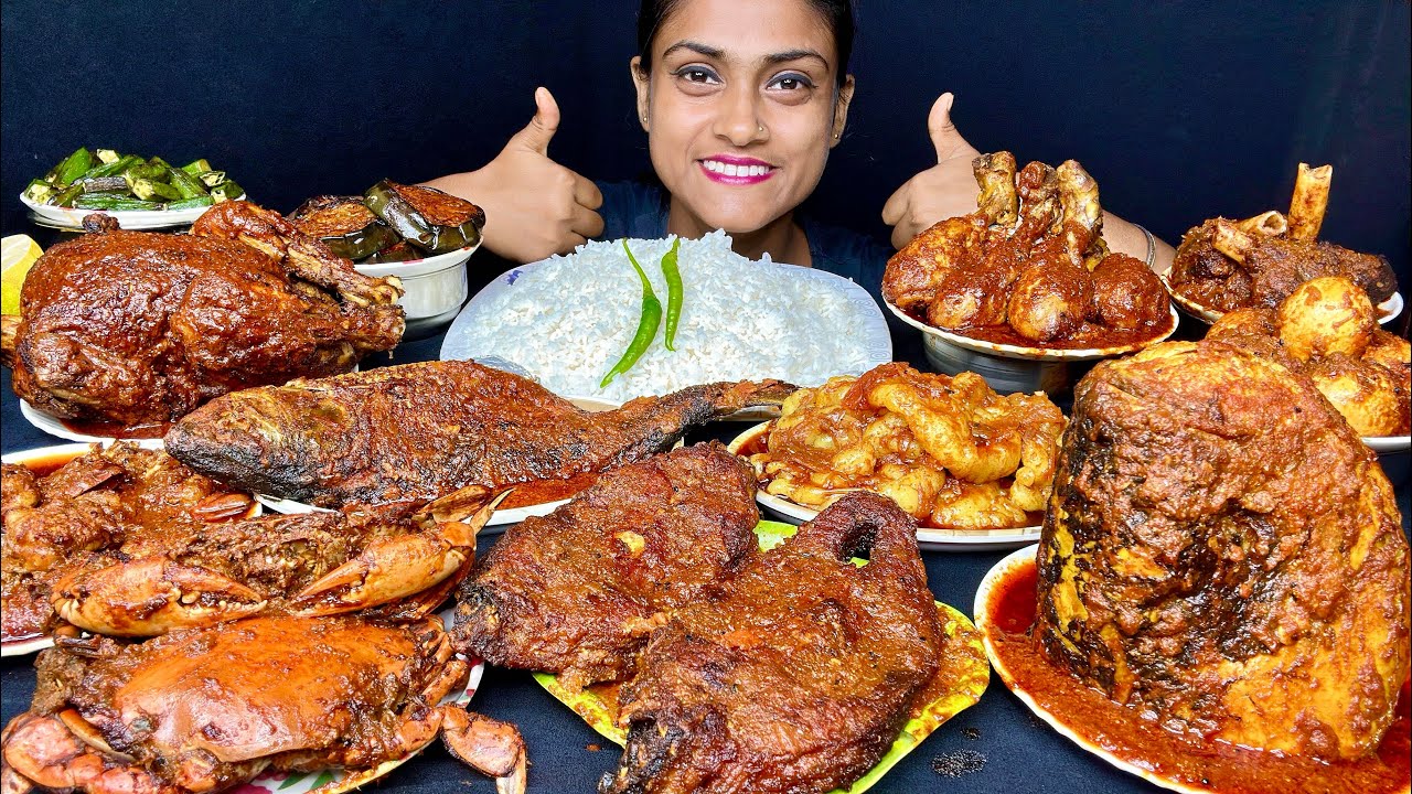 Fish Head Curry Crab Curry Hilsa Fish Curry Whole Chicken Curry Mutton Fat Curry With Rice Eating 