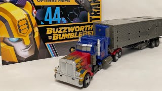 Studio Series 44 Buzzworthy Bumblebee Optimus Prime Transformers Dark of the Moon Review screenshot 5