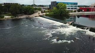Fish Ladder Park in Grand Rapids | Fishermen trying luck for salmon