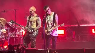 Not Ready to Die - Avenged Sevenfold live at Soldier Field in Chicago, Illinois 🇺🇸