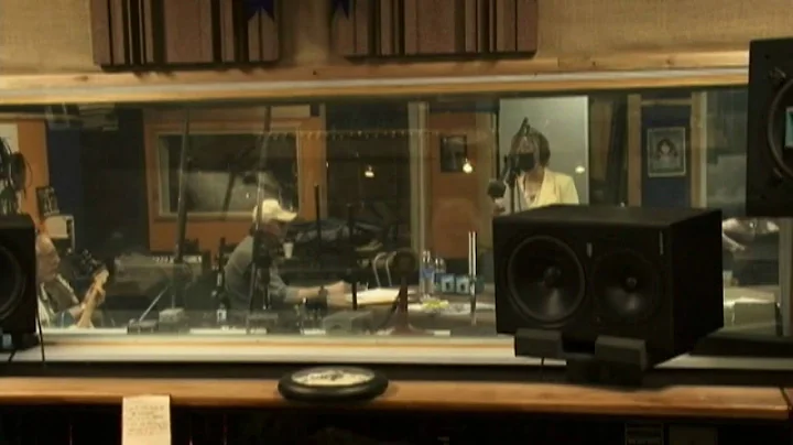 Mary Maggard Recording in Nashville, TN!