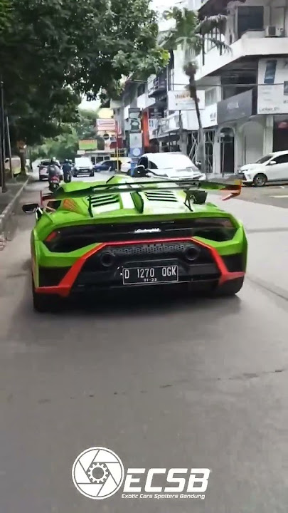 STO GINTANI! Lamborghini Huracan Brutal Downshift di Bandung Indonesia #shorts