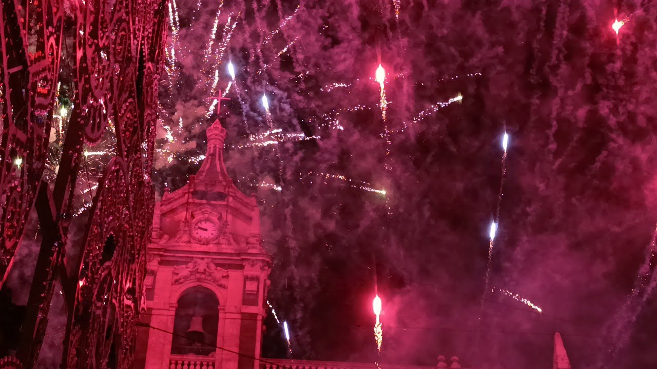 San Mauro Abate - Fiaccole + fuochi d'artificio della ditta Foti - 14/01/2026 Viagrande (CT)
