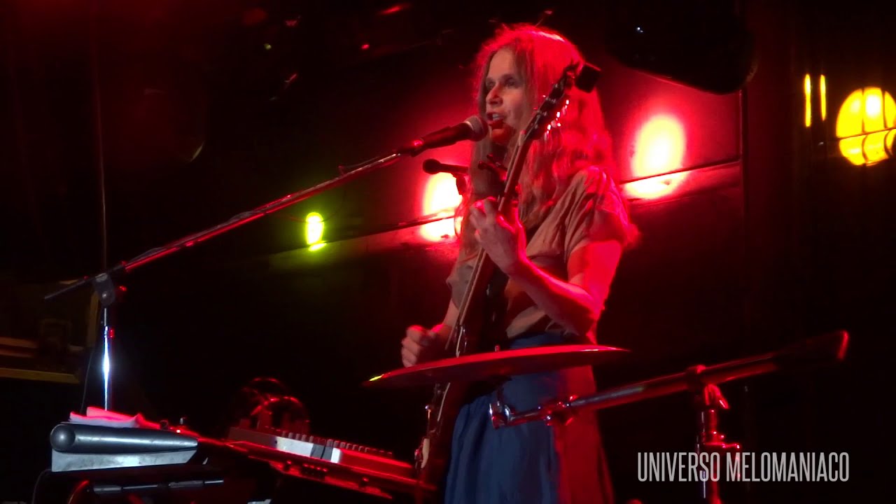 Παρακολούθηση Juana Molina - Ferocísimo - 28/02/15 στο YouTube Παρακολούθηση Juana Molina - Ferocísimo - 28/02/15 στο YouTube