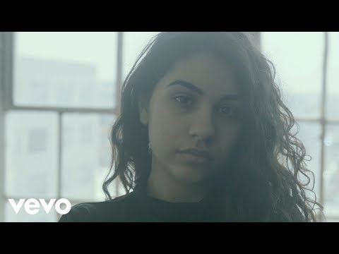 (+) Alessia Cara Scars To Your Beautiful