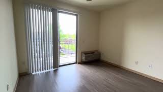 PACKTENN APARTMENTS ~ Luxury Third-Floor One Bedroom