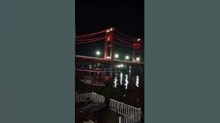 Jembatan AMPERA Palembang di malam hari