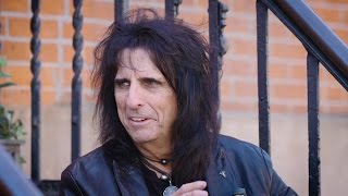 Talk Stoop Featuring Alice Cooper