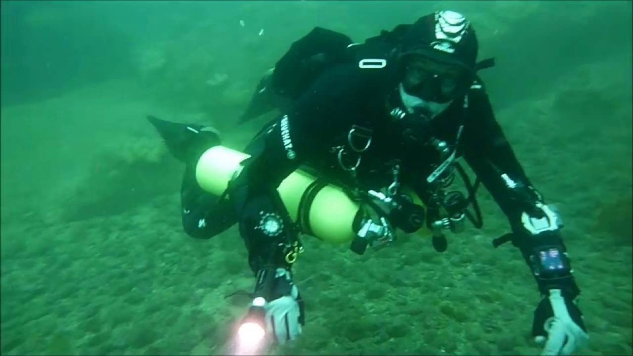 Plongee sur le plateau des fillettes Goulet de Brest Mai 2011.wmv YouTube