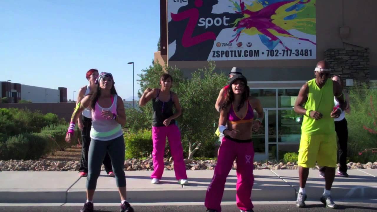Damelo Todito routine by Eva Valdes & Z Spot - Zumba in Las Vegas Freeway