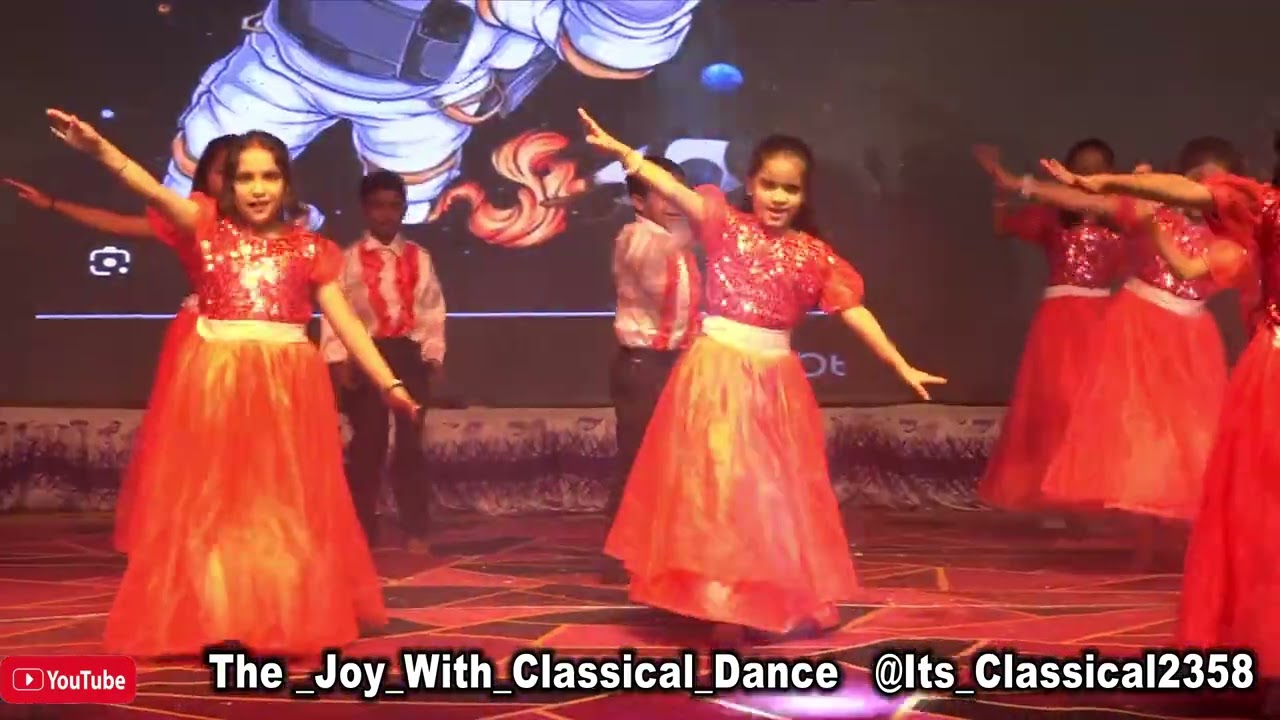 Manzil door door door hai Mushkil paas hai dance performance #dance #manjil #manglam 