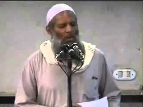 لو كل كلب عوى ألقمته حجرا