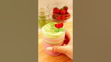 Thumbnail of Minuman kekinian - Resep minuman strawberry matcha