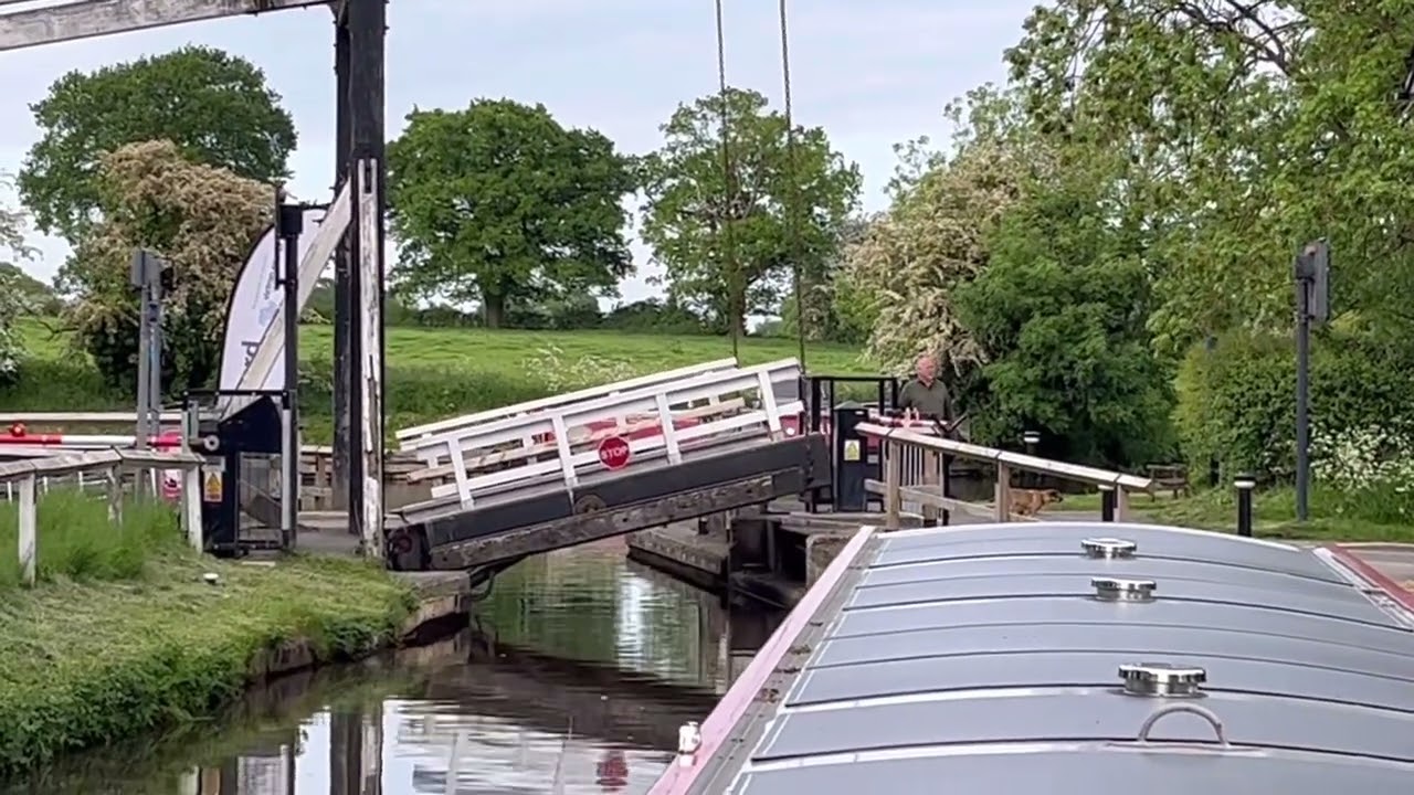 Wrenbury Lift Bridge