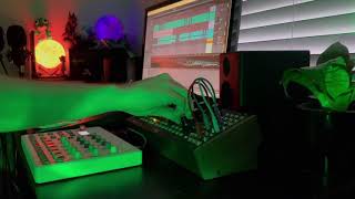 Chill House Jam - Moog Mother-32, Korg Minilogue XD, Elektron Model: Samples | Grassy Palms