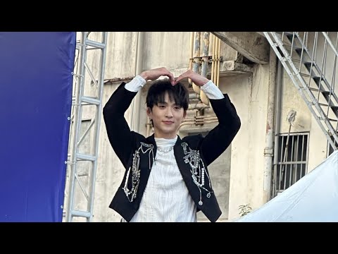 ［邱鋒澤-錯的一對］2023/1/8 邱鋒澤《Deep Awakening見過深淵的人》新專輯台北西門簽唱會   #邱鋒澤 #deepawakening #見過深淵的人 #錯的一對 #原音兄弟