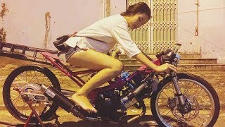 Quái Xế Biker Và Màn Bay Người Lượn Sóng Ở Tốc Độ 180Kmh Quá Đỉnh