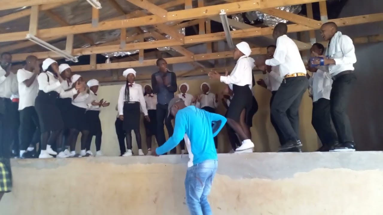 Ke buswa Ke ditakatso