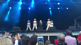 Ava Max - So am I live at Gröna Lund