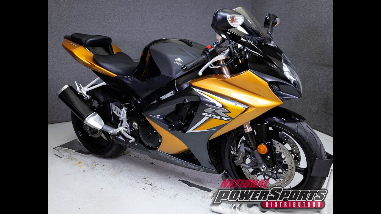 GSXR1000  SUZUKI  フルパワー  2008年式　K8 2008 Suzuki GSXR1000 K8 walk around, www.cultmotorcycles.co.uk