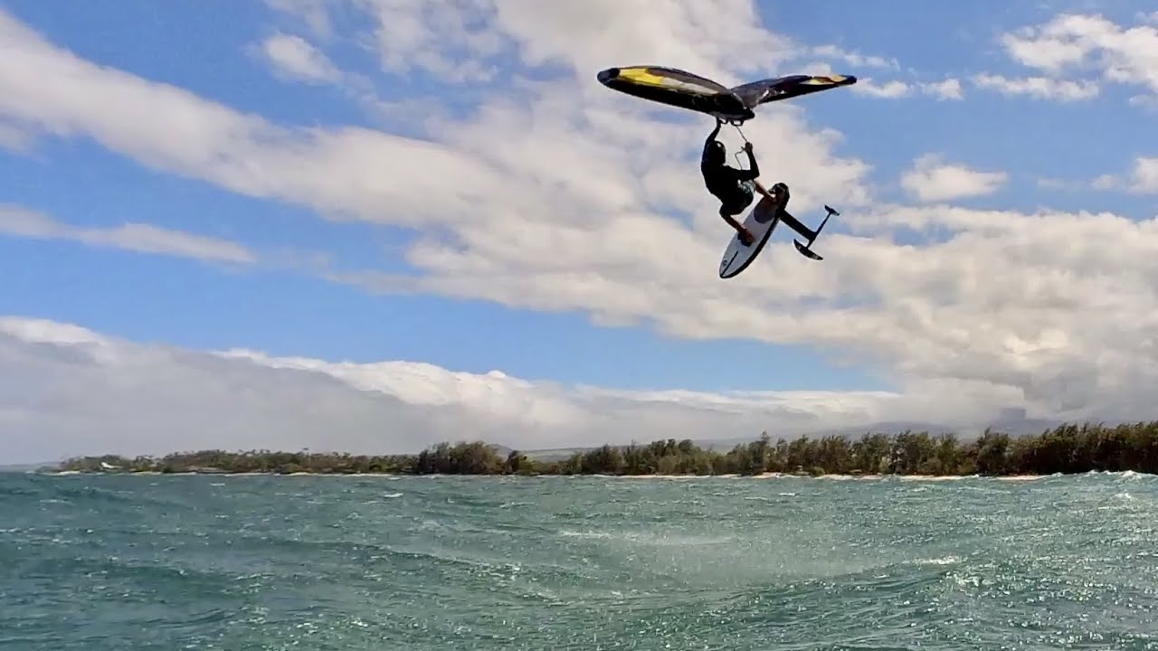Maui wing ripper Andrea enjoying a windy day - YouTube