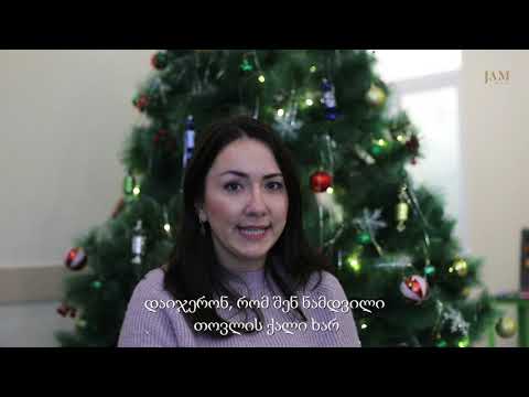 ბაქოელი თოვლის ბაბუა და თოვლის ქალი მოგვითხრობენ