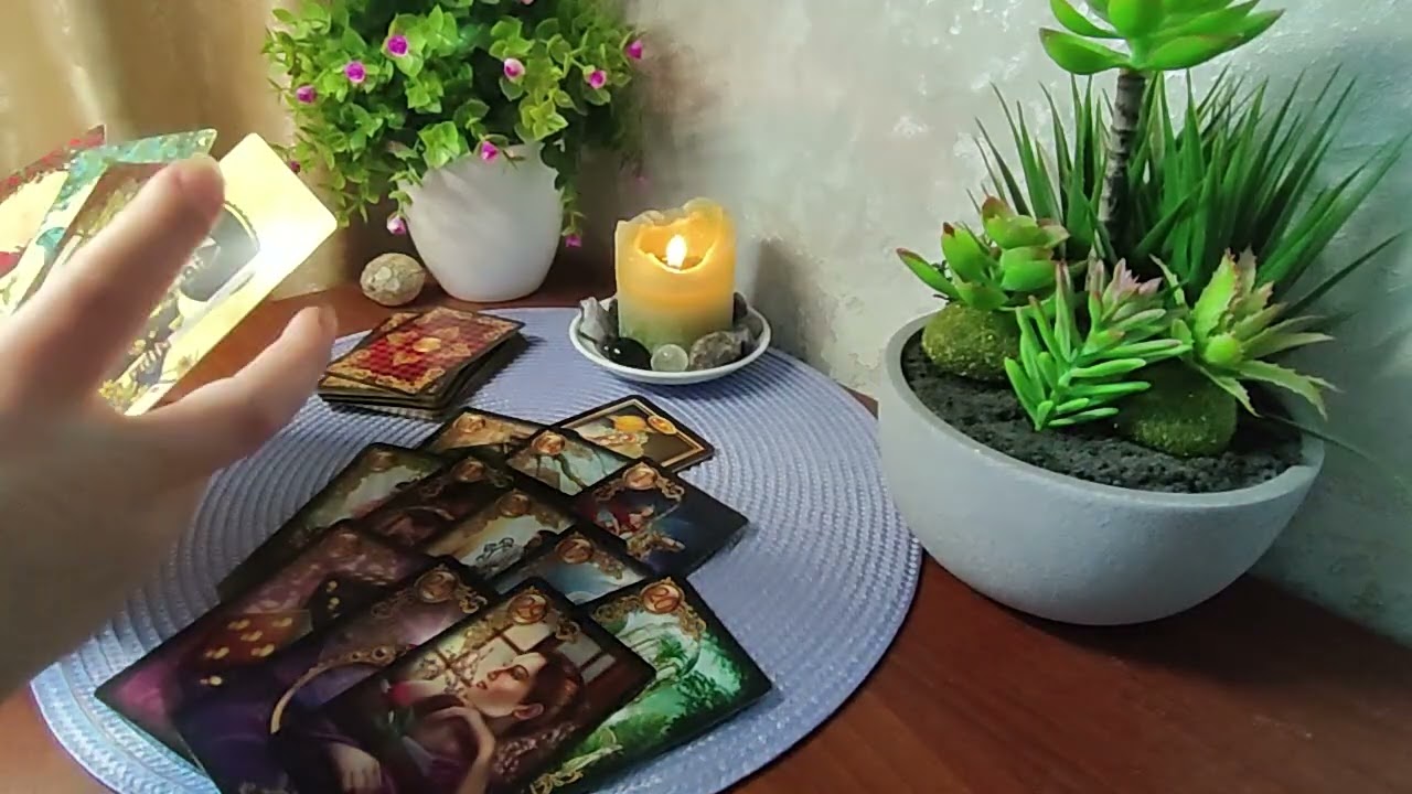 💫🔮 Что он хотел бы вам сказать о чём молчит ⁉️ Расклад таро на 4 Короля 🤠💖