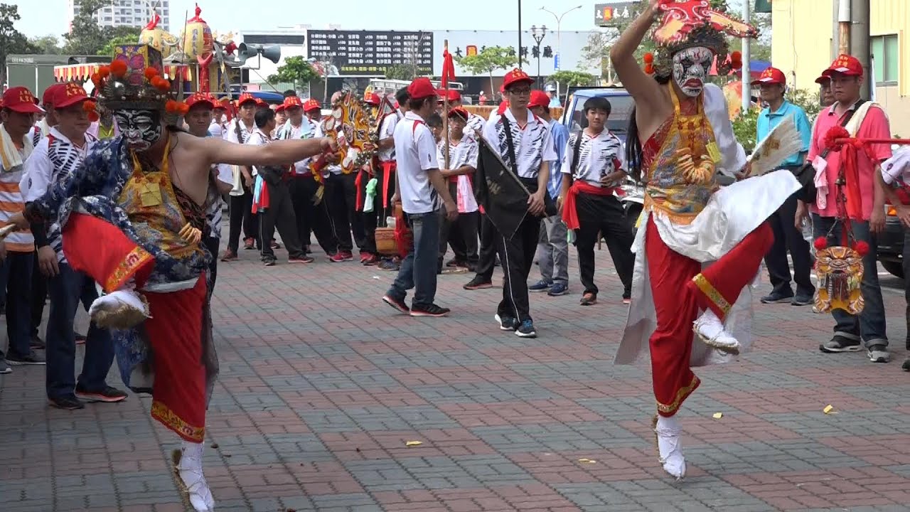 台南仁德港崎頭萬龍宮城隍尊神駕前八家將