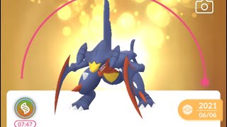 Mega Garchomp shows no mercy to leader cliff in #pokemongo