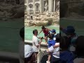 Turistka v Římě porušila pravidla, už tam nesmí