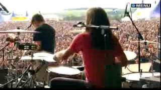 A+ - Kings Of Leon - The Bucket (Live @ T In The Park 2007) - Lyrics on sidebar