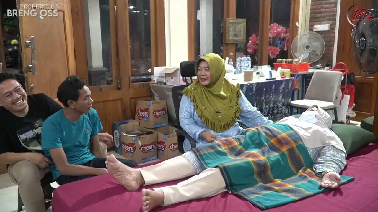 SIKSA KUBUR MEMPERSULIT URUSAN ORANG LAIN