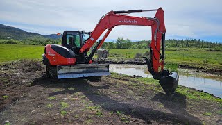 Pond cleaning with the Kubota KX 080 4