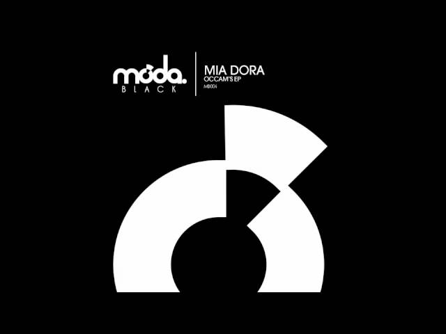 在 YouTube 上观看 Mia Dora - Half A Devil 在 YouTube 上观看 Mia Dora - Half A Devil