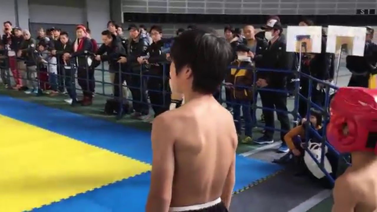 15 12 31 修斗エキシビション ジュニア修斗 鶴屋怜 パラエストラ松戸 Vs 津島啓人 総合格闘技ゴンズジム Youtube