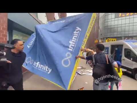 Anti-Vaccine-Mandate Protesters Tear Down COVID-19 Testing Tent as They March Into Manhattan