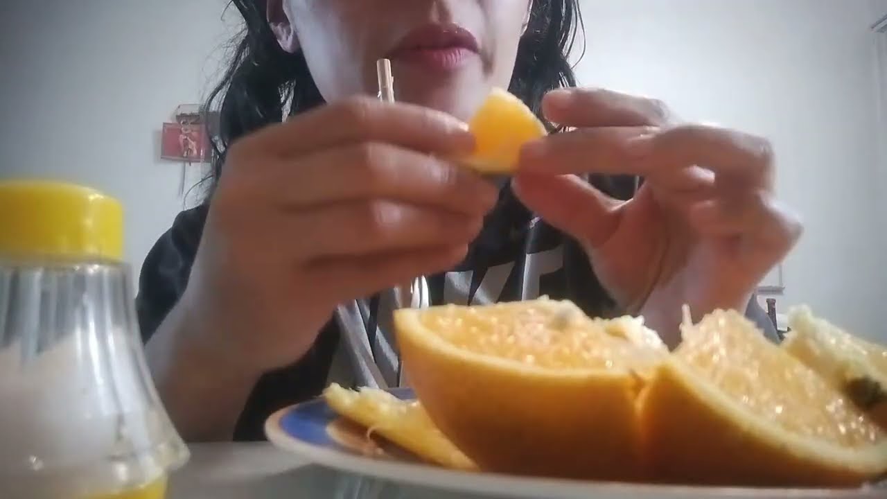 Comiendo naranja sonidos relajantes 😊❤️