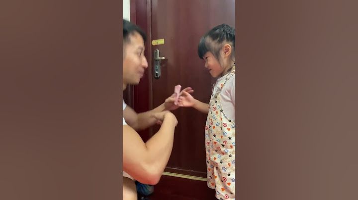 我就说老公怎么对他闺女这么大方！ #cute #搞笑 #funny #萌娃