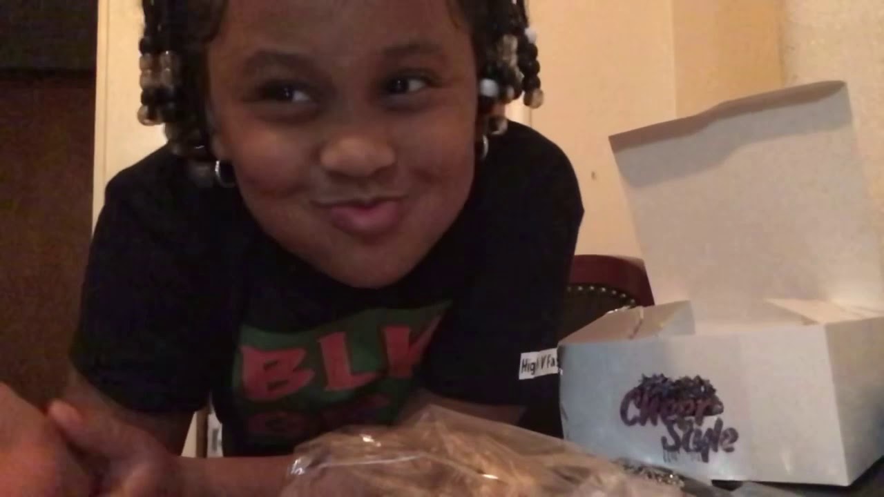 The KoKo Show Cheerstyle Bow Review