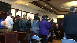NJ residents become citizens as immigration debate continues